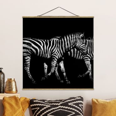Tableau en tissu avec porte-affiche - Zebra In The Dark