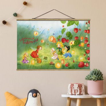 Tableau en tissu avec porte-affiche - Little Strawberry Strawberry Fairy - Lanterns