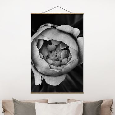Tableau en tissu avec porte-affiche - Peonies In Front Of Leaves Black And White