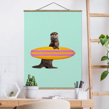 Tableau en tissu avec porte-affiche - Otter With Surfboard