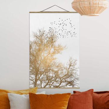 Tableau en tissu avec porte-affiche - Flock Of Birds In Front Of Golden Tree