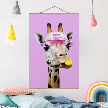Tableau en tissu avec porte-affiche - Giraffe Playing Tennis