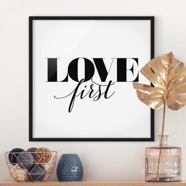 Poster encadré - Love First