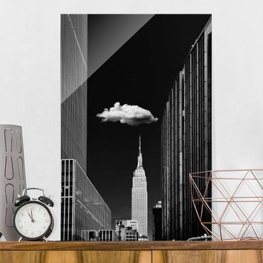Tableau en verre - New York With Single Cloud
