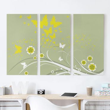 Impression sur toile 3 parties - Butterflies In The Spring