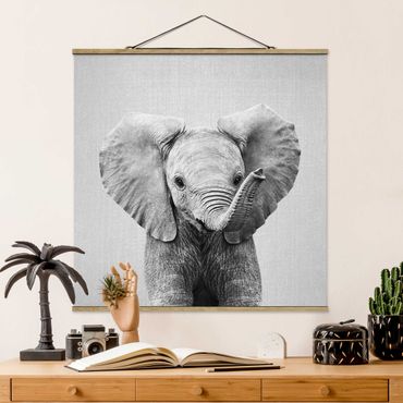 Tableau en tissu avec porte-affiche - Baby Elephant Elsa Black And White - Carré 1:1