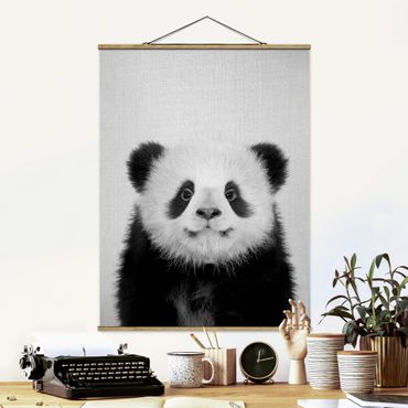 Tableau en tissu avec porte-affiche - Baby Panda Prian Black And White - Format portrait 3:4