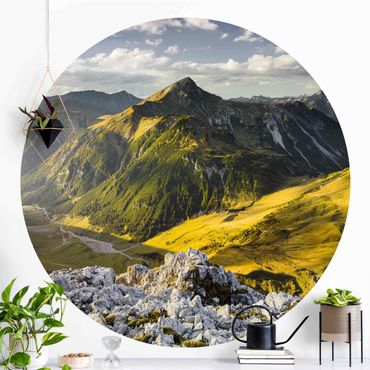 Papier peint rond autocollant - Mountains And Valley Of The Lechtal Alps In Tirol