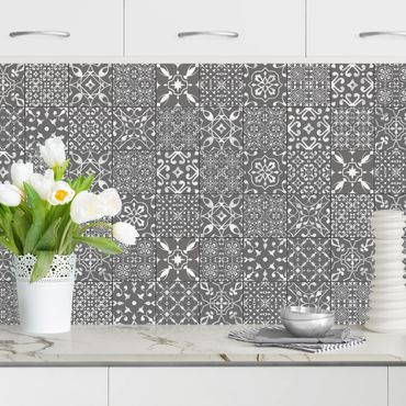 Revêtement mural cuisine - Patterned Tiles Dark Gray White