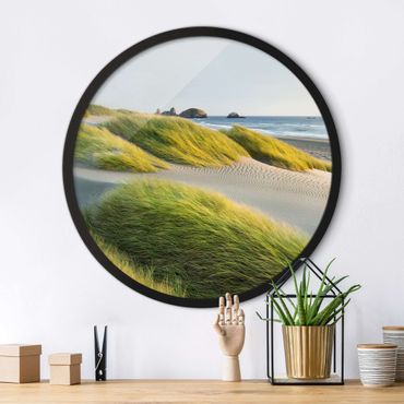 Tableau rond encadré - Dunes And Grasses At The Sea