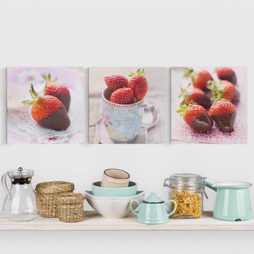 Impression sur toile 3 parties - Strawberries In Chocolate Vintage