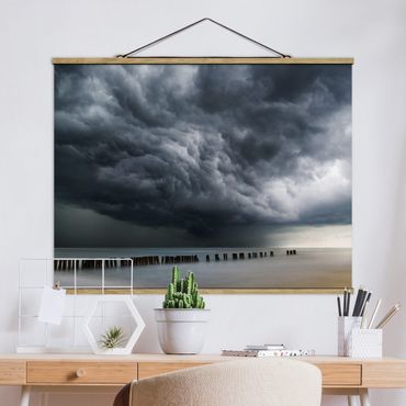 Tableau en tissu avec porte-affiche - Storm Clouds Over The Baltic Sea