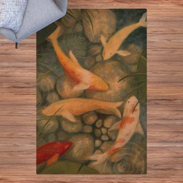 Tapis en liège - Yellow Koi Fish In Garden Pond - Format portrait 2:3