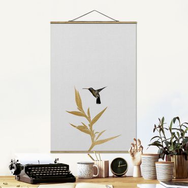 Tableau en tissu avec porte-affiche - Hummingbird And Tropical Golden Blossom II - Format portrait 2:3