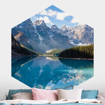 Papier peint hexagonal autocollant avec dessins - Crystal Clear Mountain Lake