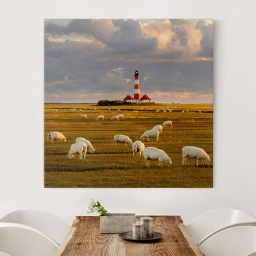 Impression sur toile - North Sea Lighthouse With Flock Of Sheep