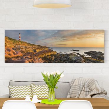Impression sur toile - Tarbat Ness Lighthouse And Sunset At The Ocean
