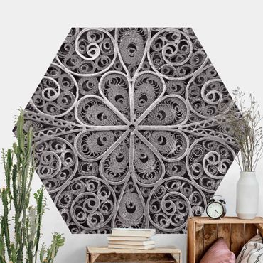 Papier peint hexagonal autocollant avec dessins - Metal Ornamentation Mandala In Silver