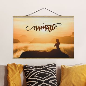 Tableau en tissu avec porte-affiche - Namaste Sunrise In Mountains - Format paysage 3:2