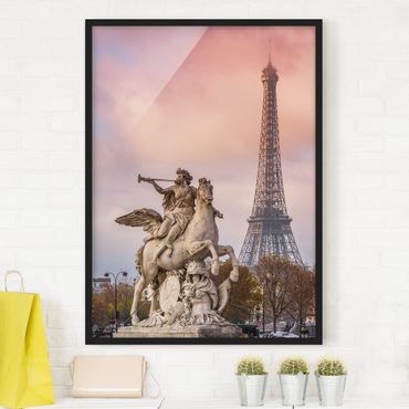 Poster encadré - Statue Of Horseman In Front Of Eiffel Tower