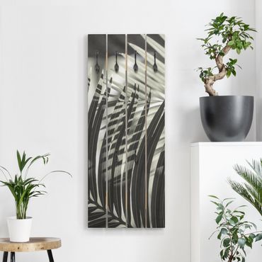 Porte-manteau en bois - Interplay Of Shaddow And Light On Palm Fronds