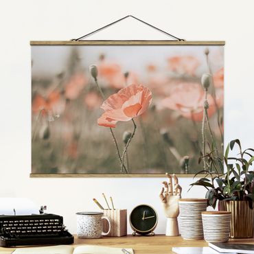 Tableau en tissu avec porte-affiche - Sun-Kissed Poppy Fields - Format paysage 3:2