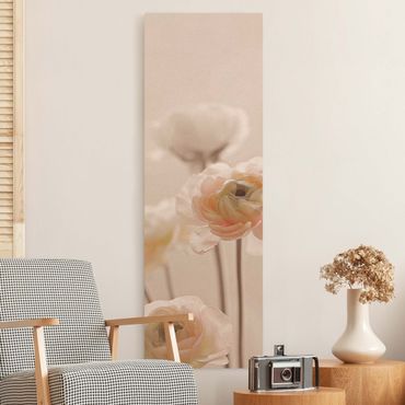 Tableau sur toile naturel - Delicate Bouquet Of Light Pink Flowers - Format portrait 1:3