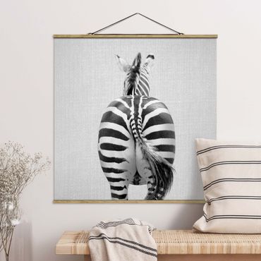 Tableau en tissu avec porte-affiche - Zebra From Behind Black And White - Carré 1:1