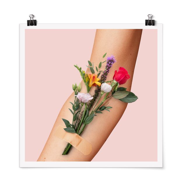 Poster fleurs Bras avec Fleurs
