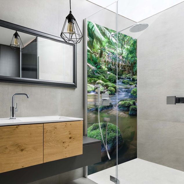 Panneau mural salle de bain Ruisseau dans la jungle