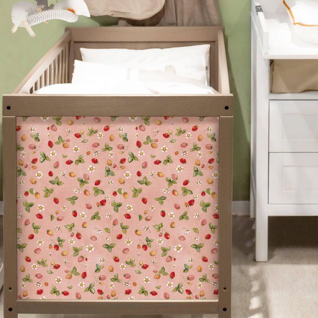 Papier adhésif pour meuble mat The Strawberry Fairy - Fleurs de fraises