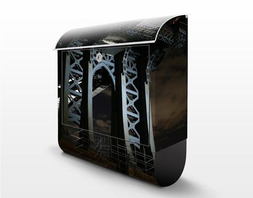 Boite aux lettres - Manhattan Bridge At Night