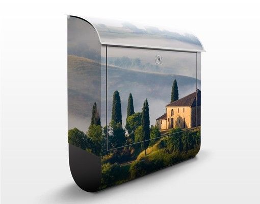 Boites aux lettres avec paysage Domaine de campagne en Toscane