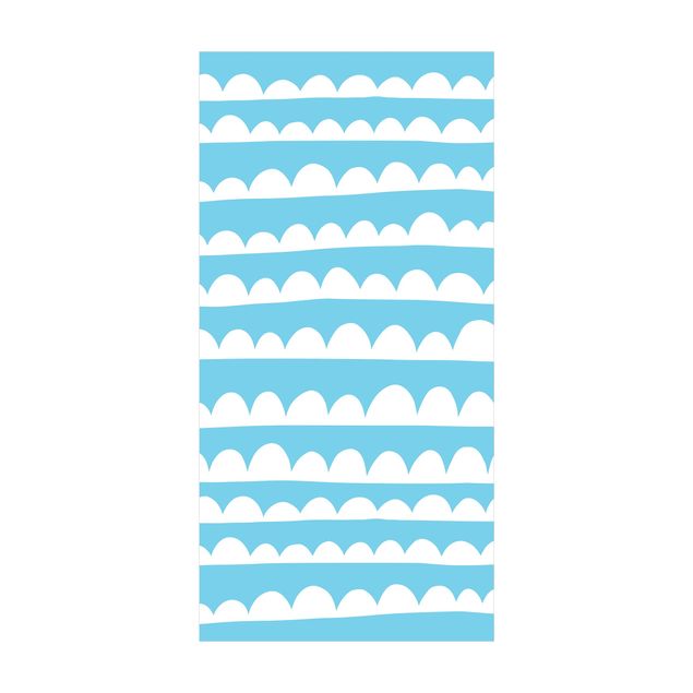 tapis contemporain Bandes blanches de nuages dessinées dans un ciel bleu