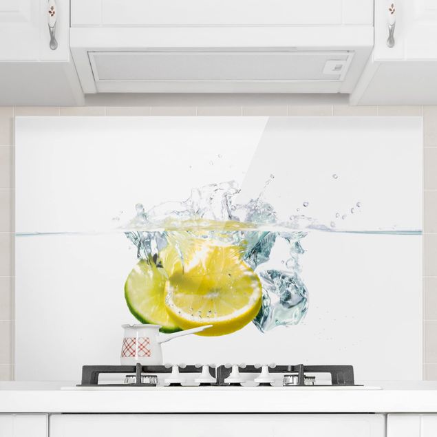 Décorations cuisine Citron et citron vert dans l'eau
