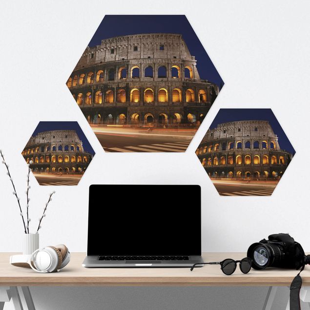 Hexagone en forex - Colosseum in Rome at night