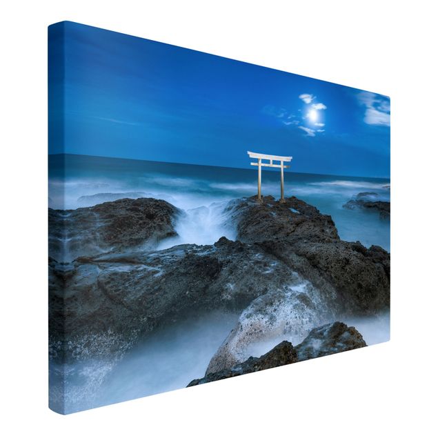 Tableaux moderne Torii At The Ocean During Full Moon
