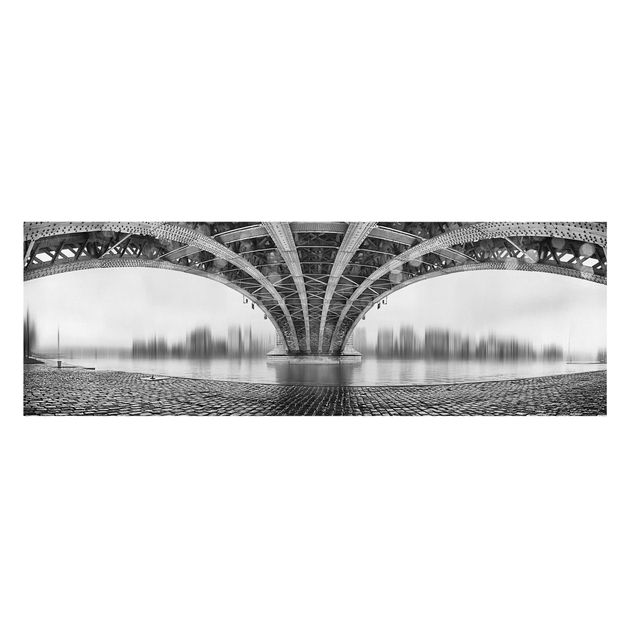 Tableaux noir et blanc Sous le pont de fer