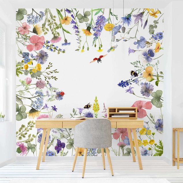 Papier peint floral Aquarelle - Fleurs avec Coccinelles