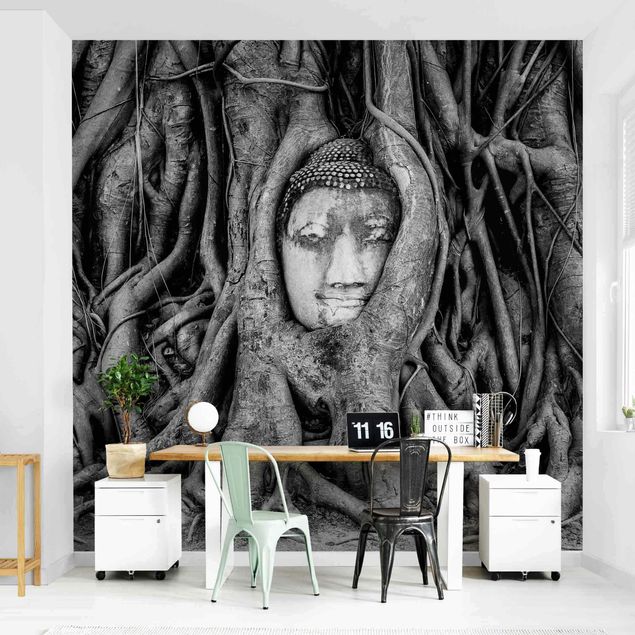 Papier peint noir et blanc Bouddha d'Ayutthaya doublé de racines d'arbres en noir et blanc