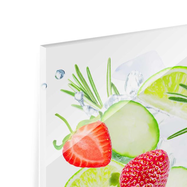 Tableau en verre - Strawberries Lime Ice Cubes Splash