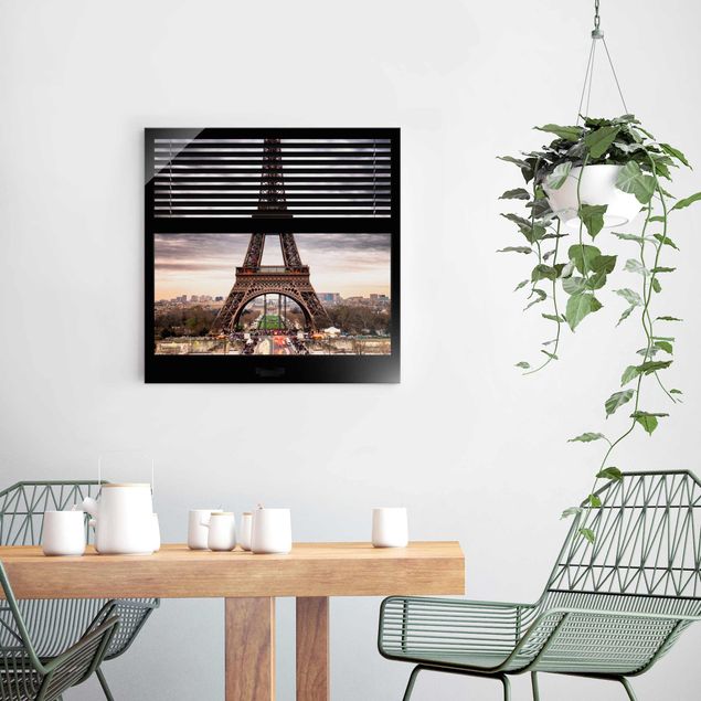 Tableaux en verre Paris Vue d'une fenêtre avec rideau - Tour Eiffel Paris