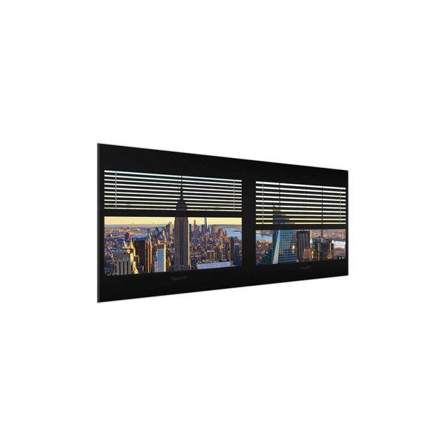 Tableaux en verre architecture & skyline Vue de la fenêtre avec rideaux - Manhattan Evening