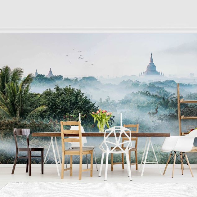 Papier peint paysage Brouillard matinal sur la jungle de Bagan