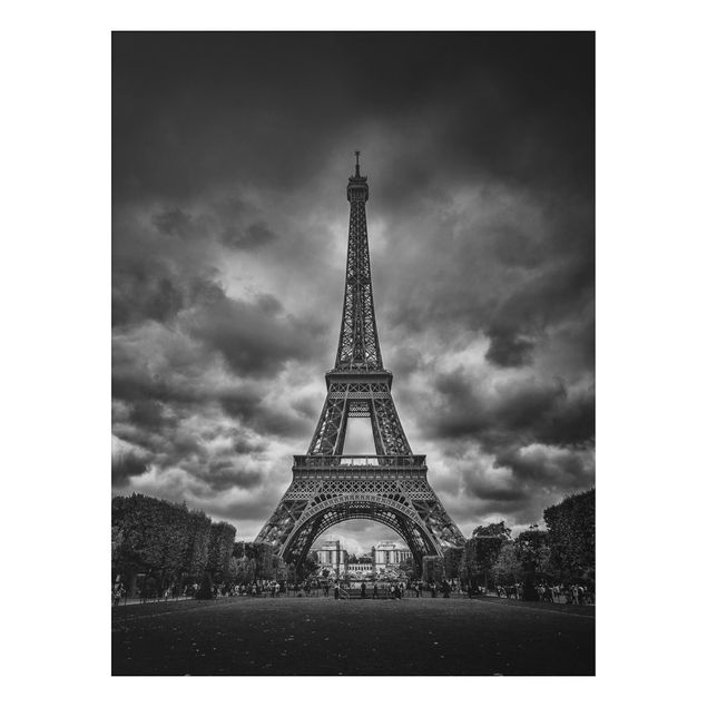 Décorations cuisine Tour Eiffel devant des nuages en noir et blanc