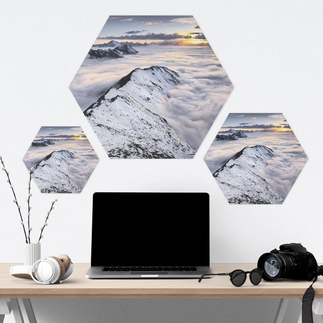 Tableau hexagon Vue de nuages et de montagnes