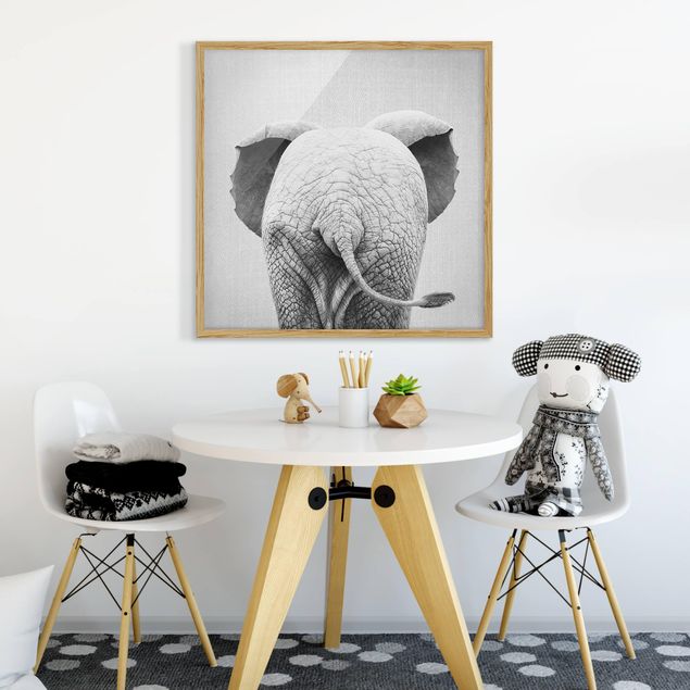 Affiches encadrées noir et blanc Bébé Eléphant De Derrière Noir Et Blanc
