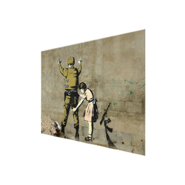 Tableau en verre - Girl Frisking Soldier - Brandalised ft. Graffiti by Banksy