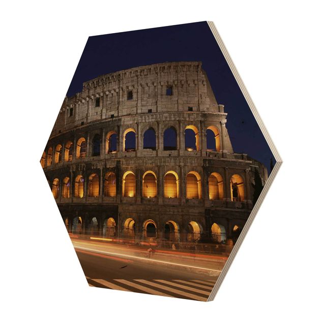 Hexagone en bois - Colosseum in Rome at night