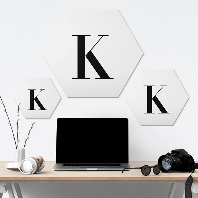 Hexagone en alu Dibond - Letter Serif White K